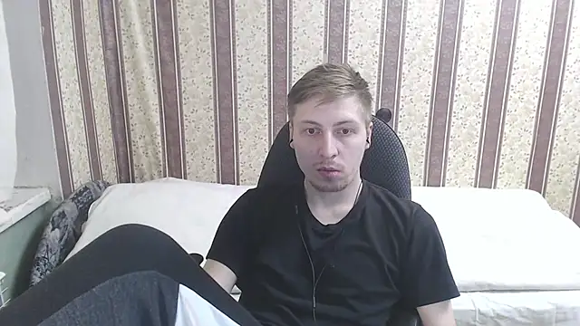 darienlarge online show from March 21, 5:34 pm