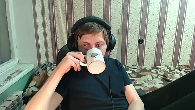 darienlarge online show from November 3, 2:29 pm