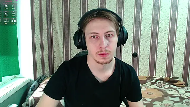 darienlarge online show from December 5, 10:35 am