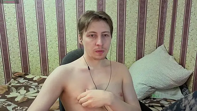 darienlarge online show from December 23, 9:18 am