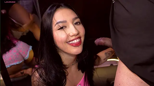 bull vixen2001 online show from April 29, 11:33 pm