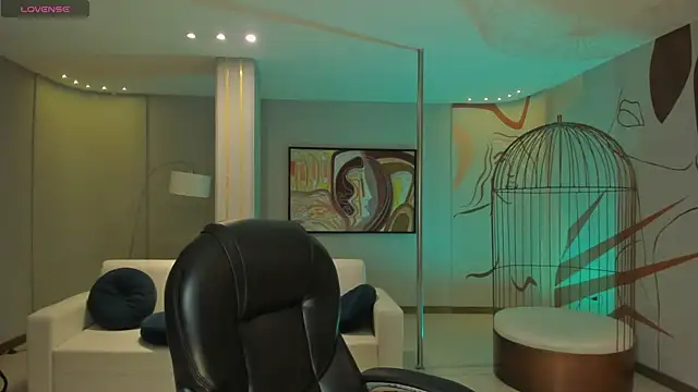 Snapshot of ErikaBenz_ chatting on October 27, 12:20 pm ErikaBenz online show from October 27, 12:20 pm