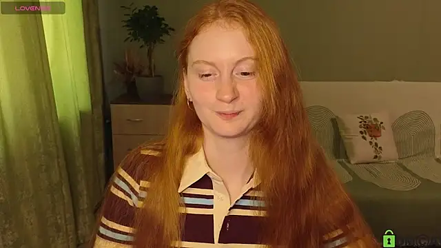 Snapshot of astoria_ross_ chatting on June 15, 3:03 pm astoria ross online show from June 15, 3:03 pm
