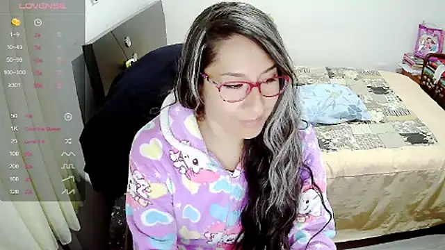 malishka18 online show from January 14, 4:47 am