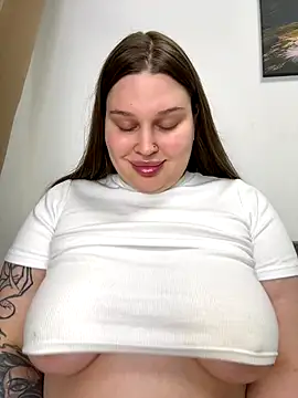 Snapshot of perfect_sweety_girl chatting on September 28, 7:41 pm perfect sweety girl online show from September 28, 7:41 pm