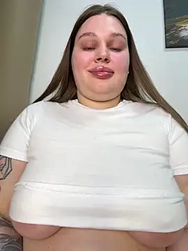 Snapshot of perfect_sweety_girl chatting on November 2, 6:54 pm perfect sweety girl online show from November 2, 6:54 pm