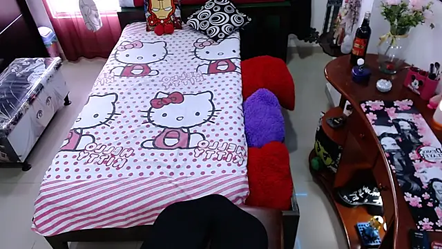 Snapshot of lufek23 chatting on January 14, 9:41 pm lufek23 online show from January 14, 9:41 pm