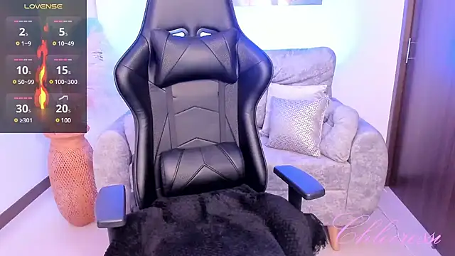 chloerossi online show from December 16, 10:13 pm