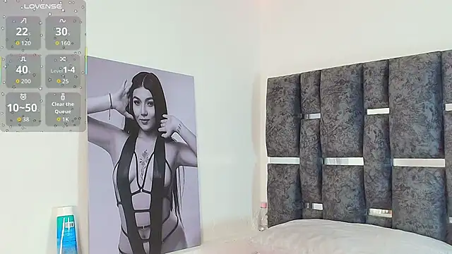 Natasharuso online show from December 20, 12:56 pm