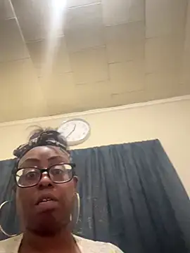 Snapshot of Goddesskarisma chatting on October 30, 7:36 pm Goddesskarisma online show from October 30, 7:36 pm