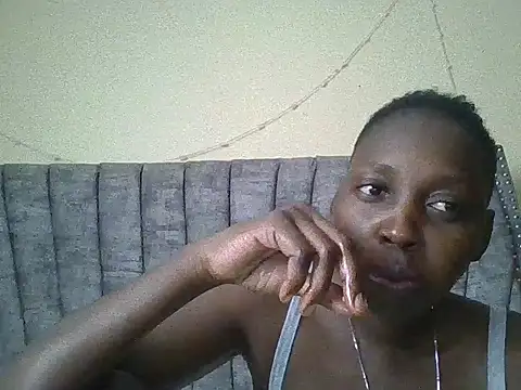 Snapshot of Dizzydose chatting on July 8, 7:02 am Dizzydose online show from July 8, 7:02 am