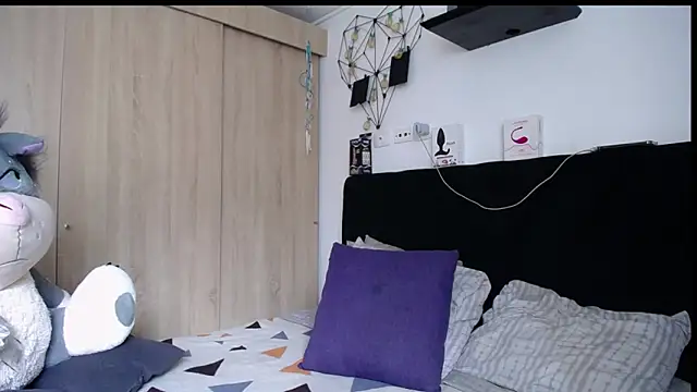 Snapshot of Santiago_kiler chatting on November 7, 4:18 pm Santiago kiler online show from November 7, 4:18 pm