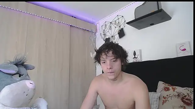 Santiago kiler online show from March 15, 12:44 pm