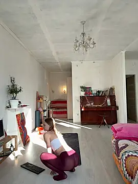 LeyaJohnson online show from June 3, 2:33 pm