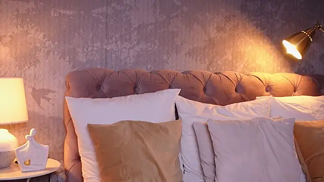 AngelaFay online show from March 13, 5:54 am