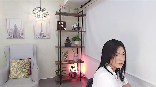 Snapshot of Sassy--Girl chatting on June 2, 6:54 pm Sassy--Girl online show from June 2, 6:54 pm