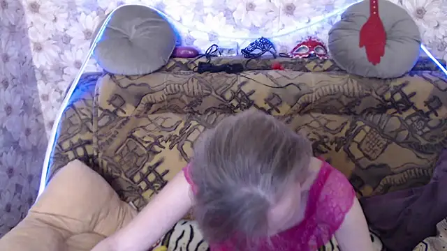 Snapshot of MissBekker chatting on May 29, 7:34 pm MissBekker online show from May 29, 7:34 pm