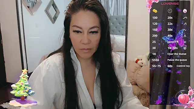 jlove bss online show from December 2, 11:18 pm