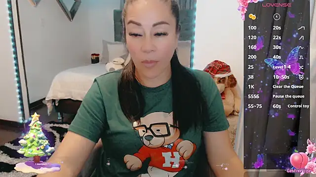 jlove bss online show from December 16, 2:04 am