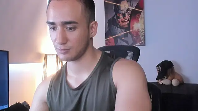 AlexRivera6 online show from December 21, 1:53 pm