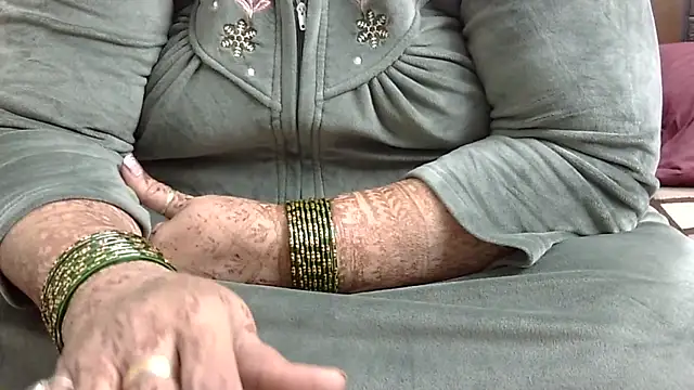 Kavya XX online show from November 26, 1:17 am