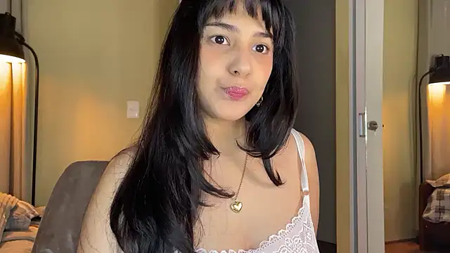 xSelena online show from July 5, 9:11 pm