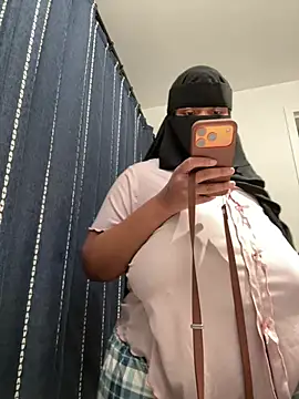 Snapshot of Submissive_Arab chatting on May 29, 11:36 pm Submissive Arab online show from May 29, 11:36 pm