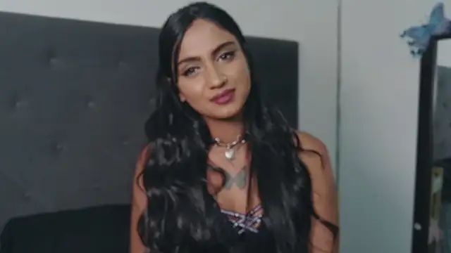 Delilah Blazee online show from June 2, 6:43 pm