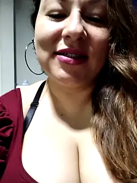 Snapshot of sakotodika chatting on May 20, 12:50 am sakotodika online show from May 20, 12:50 am