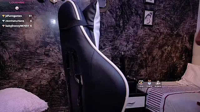 tamara colliins  online show from March 17, 4:06 am