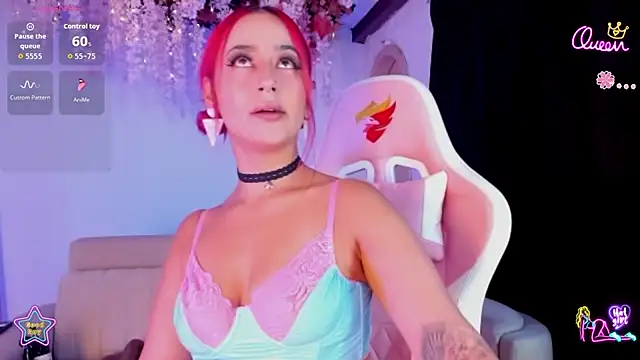 Snapshot of Mia-Bloom chatting on July 10, 3:55 am Mia-Bloom online show from July 10, 3:55 am