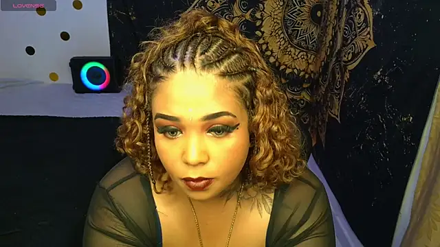 Snapshot of Amaranthagolldiie chatting on May 21, 3:13 am Amaranthagolldiie online show from May 21, 3:13 am