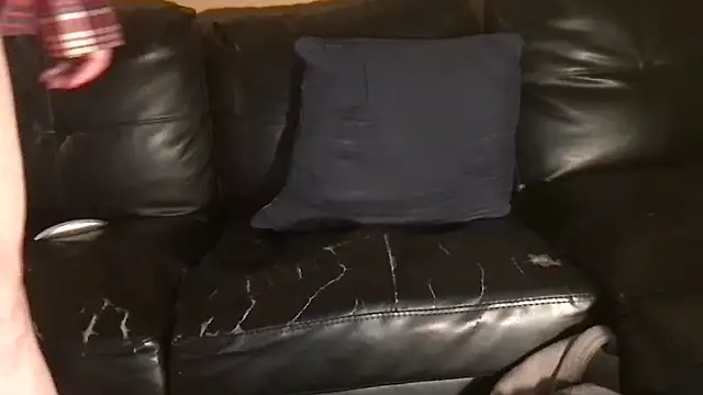 Snapshot of carolineford chatting on March 19, 3:52 am carolineford online show from March 19, 3:52 am