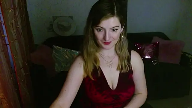 Snapshot of Arielsssplash chatting on May 18, 5:52 pm Arielsssplash online show from May 18, 5:52 pm