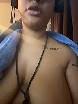 nickytheehawtie online show from February 25, 9:24 pm