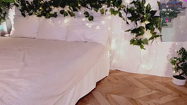 Snapshot of Elfa_Mirielle chatting on February 22, 11:13 am Elfa Mirielle online show from February 22, 11:13 am