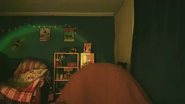 ClancyMorissey online show from March 15, 9:05 pm