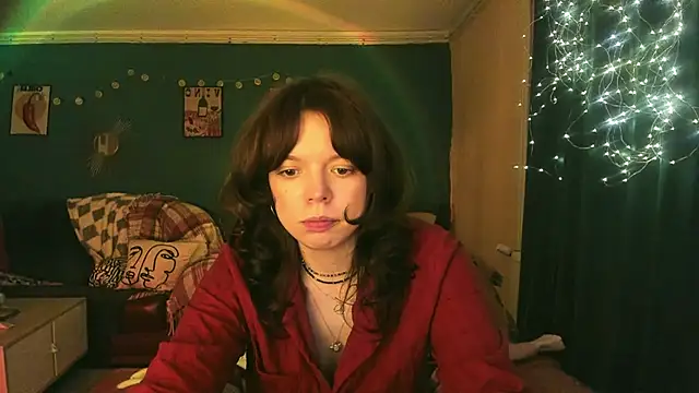 ClancyMorissey online show from April 28, 5:29 pm