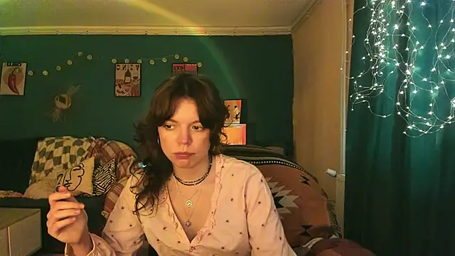 Snapshot of ClancyMorissey chatting on May 23, 5:17 pm ClancyMorissey online show from May 23, 5:17 pm