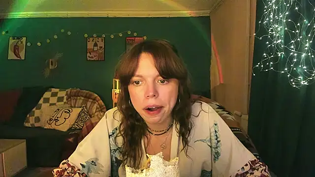 Snapshot of ClancyMorissey chatting on July 2, 6:58 pm ClancyMorissey online show from July 2, 6:58 pm