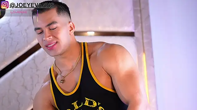 JOEYEVANS online show from January 9, 4:26 am