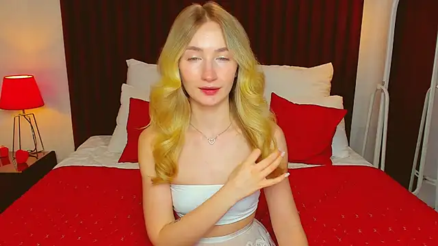 bella  rose online show from March 10, 7:18 pm