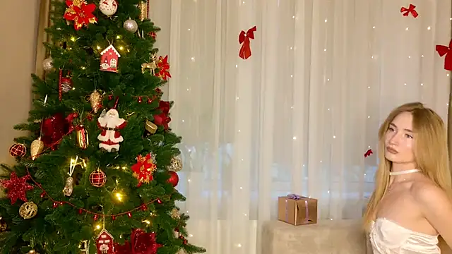 bella  rose online show from December 17, 1:17 pm