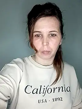 loveis007 online show from March 17, 2:45 pm