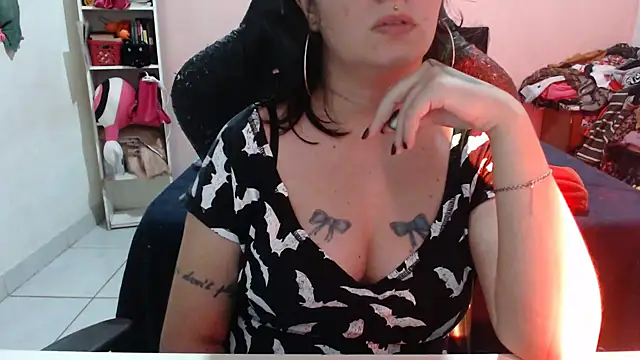 Ta maravilhosaaa online show from February 18, 2:05 am