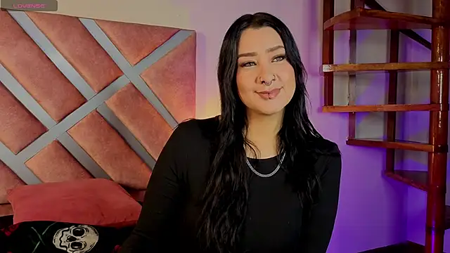  kelly hous36 online show from May 1, 11:26 am