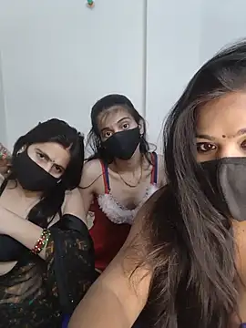 Snapshot of cutee__crazy chatting on June 3, 2:55 pm cutee crazy online show from June 3, 2:55 pm