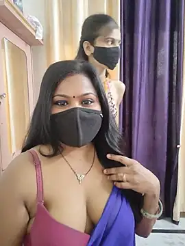 Snapshot of cutee__crazy chatting on July 22, 1:14 pm cutee crazy online show from July 22, 1:14 pm