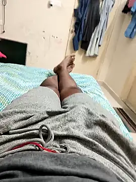 mkmony online show from September 22, 6:10 pm