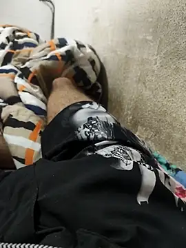 KleberL online show from December 17, 5:02 am